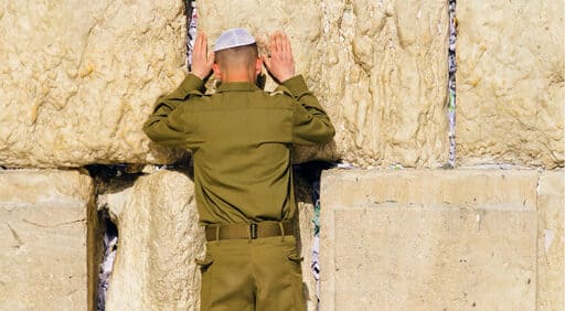 Солдат-одиночка: возможно ли родителю переехать в Израиль